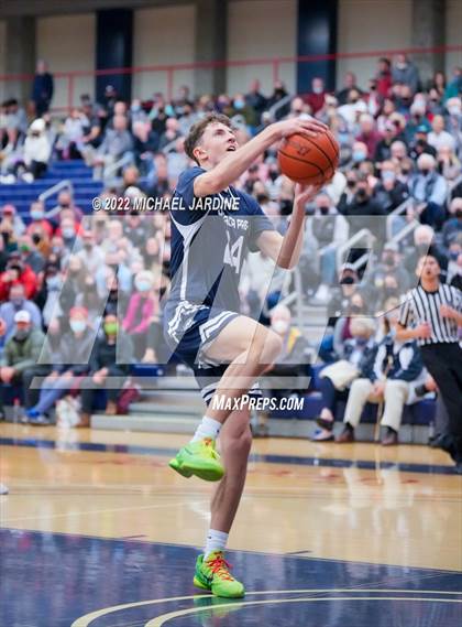 Thumbnail 2 in Gonzaga Prep vs. Mount Si (WIAA 4A Regional Playoff) photogallery.