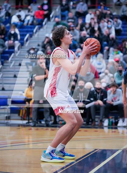 Thumbnail 3 in Gonzaga Prep vs. Mount Si (WIAA 4A Regional Playoff) photogallery.