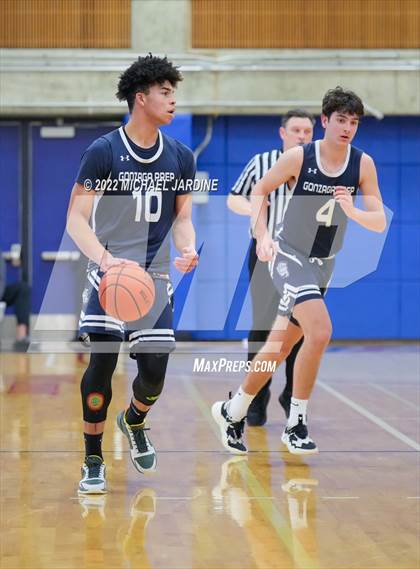 Thumbnail 2 in Gonzaga Prep vs. Mount Si (WIAA 4A Regional Playoff) photogallery.