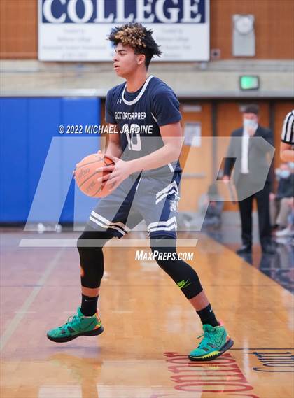 Thumbnail 2 in Gonzaga Prep vs. Mount Si (WIAA 4A Regional Playoff) photogallery.