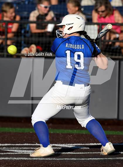 Thumbnail 3 in Tennessee vs. Georgia All-Star Classic photogallery.
