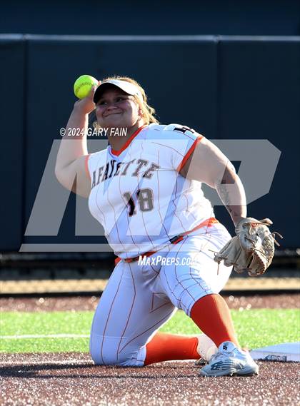 Thumbnail 1 in Tennessee vs. Georgia All-Star Classic photogallery.