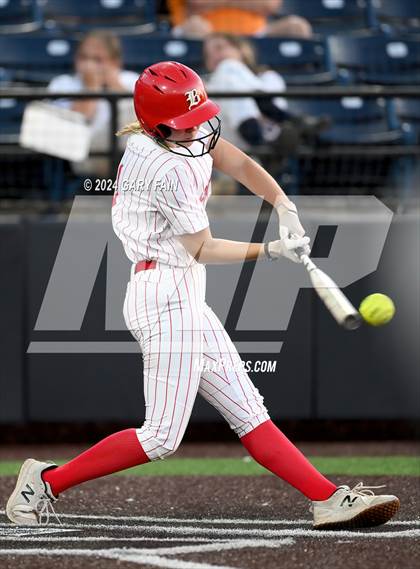 Thumbnail 1 in Tennessee vs. Georgia All-Star Classic photogallery.