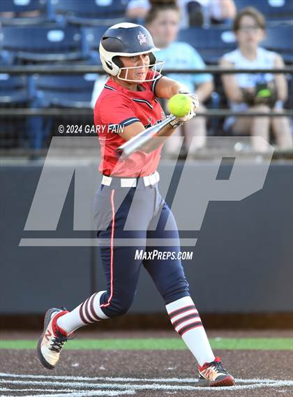 Thumbnail 2 in Tennessee vs. Georgia All-Star Classic photogallery.