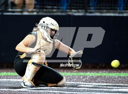 Thumbnail 3 in Tennessee vs. Georgia All-Star Classic photogallery.