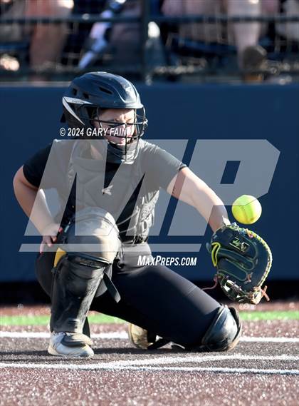 Thumbnail 3 in Tennessee vs. Georgia All-Star Classic photogallery.