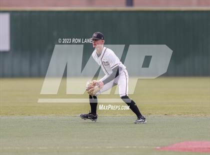 Thumbnail 1 in Edmond Santa Fe @ Mustang photogallery.