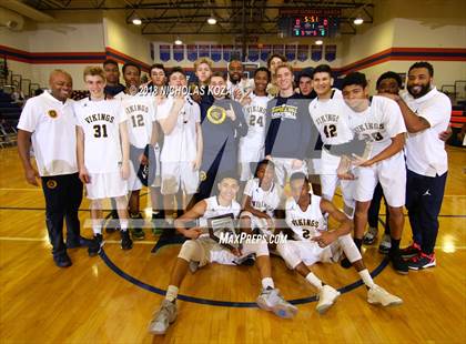 Thumbnail 1 in Knight vs. Campbell Hall (Tarkanian Classic) photogallery.