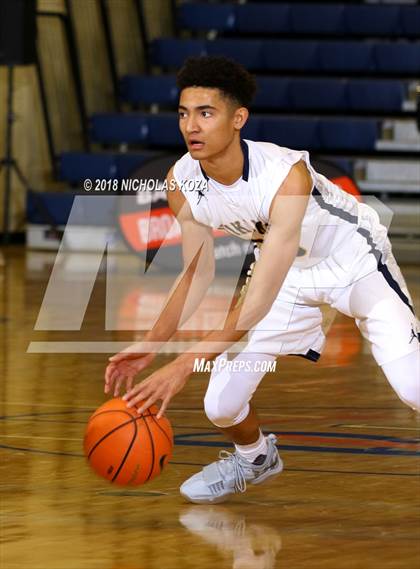 Thumbnail 2 in Knight vs. Campbell Hall (Tarkanian Classic) photogallery.