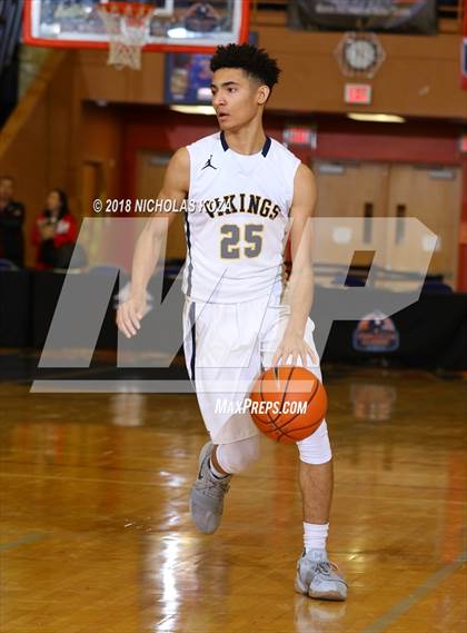 Thumbnail 3 in Knight vs. Campbell Hall (Tarkanian Classic) photogallery.