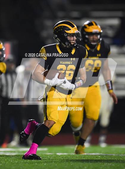 Thumbnail 1 in Holmdel @ St. John-Vianney photogallery.
