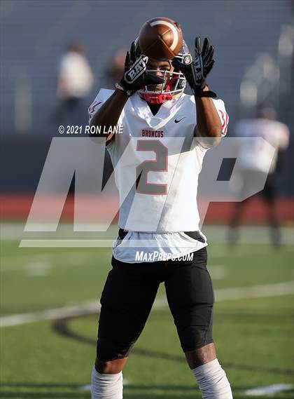 Thumbnail 2 in Mustang @ Norman North photogallery.