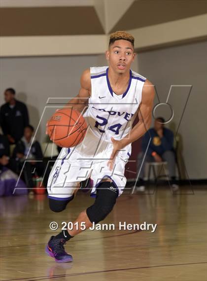 Thumbnail 3 in Villa Park @ Hoover (MaxPreps Holiday Classic) photogallery.