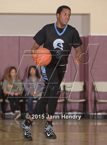 Thumbnail 1 in Villa Park @ Hoover (MaxPreps Holiday Classic) photogallery.