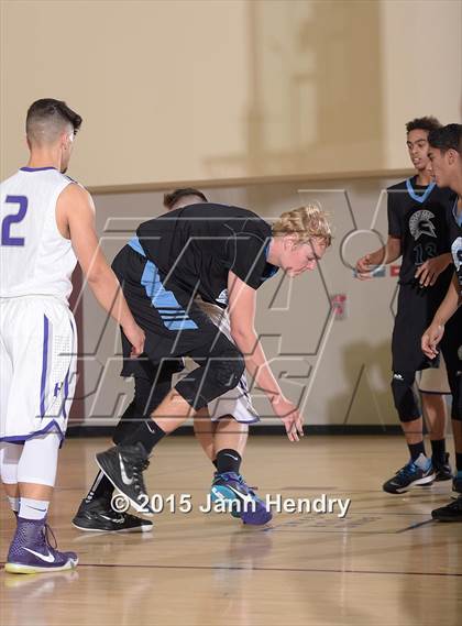 Thumbnail 3 in Villa Park @ Hoover (MaxPreps Holiday Classic) photogallery.