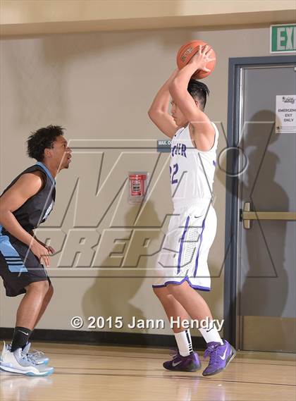 Thumbnail 1 in Villa Park @ Hoover (MaxPreps Holiday Classic) photogallery.