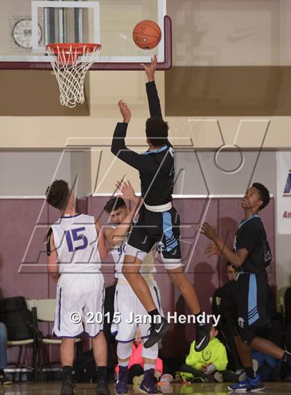 Thumbnail 3 in Villa Park @ Hoover (MaxPreps Holiday Classic) photogallery.