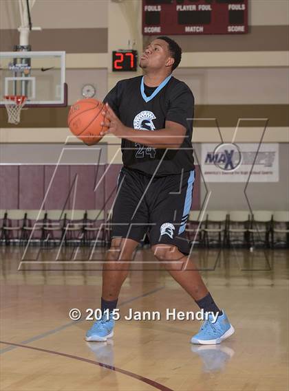 Thumbnail 3 in Villa Park @ Hoover (MaxPreps Holiday Classic) photogallery.