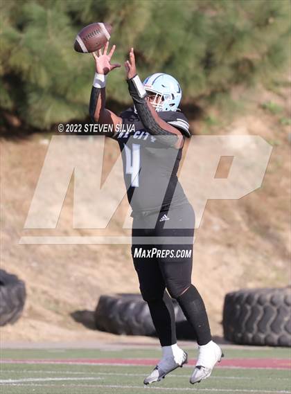 Thumbnail 1 in Point Loma vs. University City (CIF SDS D3 Final) photogallery.