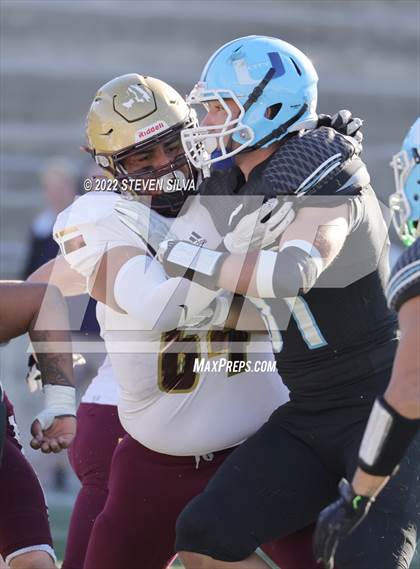 Thumbnail 2 in Point Loma vs. University City (CIF SDS D3 Final) photogallery.