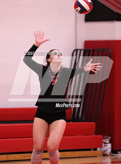Thumbnail 2 in Penfield vs Webster Thomas photogallery.