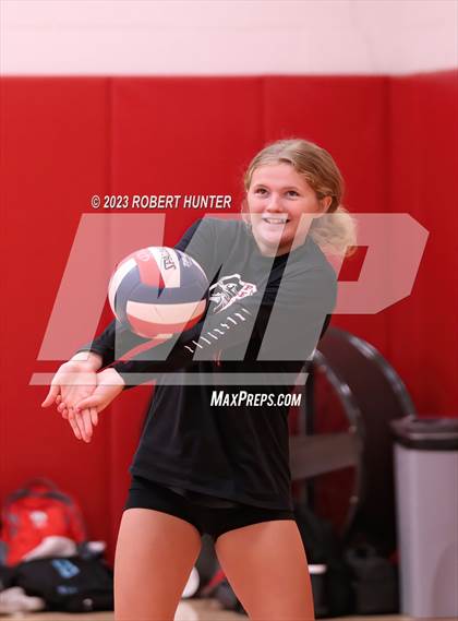 Thumbnail 2 in Penfield vs Webster Thomas photogallery.
