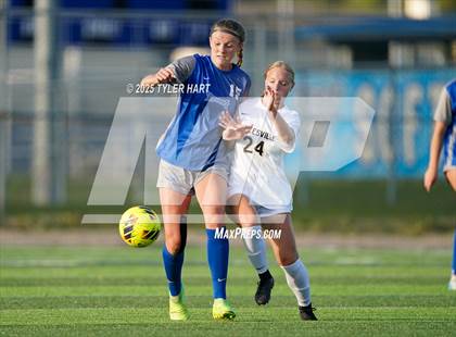 Thumbnail 2 in Noblesville @ Hamilton Southeastern photogallery.