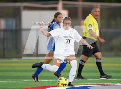 Thumbnail 3 in Noblesville @ Hamilton Southeastern photogallery.