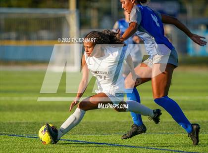 Thumbnail 2 in Noblesville @ Hamilton Southeastern photogallery.