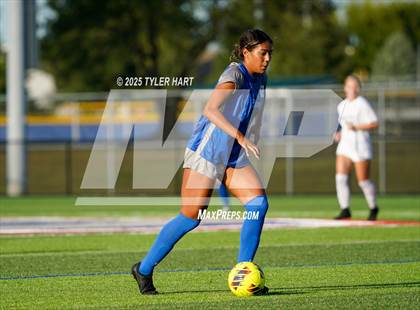 Thumbnail 3 in Noblesville @ Hamilton Southeastern photogallery.