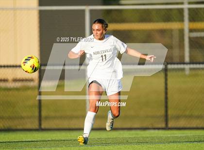 Thumbnail 3 in Noblesville @ Hamilton Southeastern photogallery.