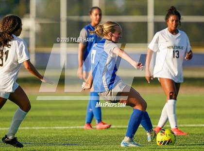 Thumbnail 2 in Noblesville @ Hamilton Southeastern photogallery.