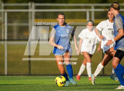 Thumbnail 2 in Noblesville @ Hamilton Southeastern photogallery.