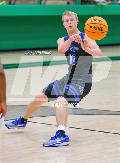 Thumbnail 3 in Lanier vs. James F. Byrnes (FCA I-85 Battleground Showcase) photogallery.