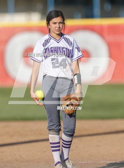 Thumbnail 3 in Washington Union vs. Chowchilla photogallery.