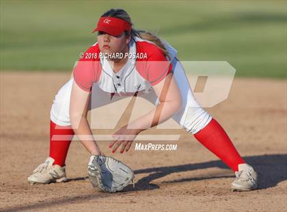 Thumbnail 2 in Washington Union vs. Chowchilla photogallery.