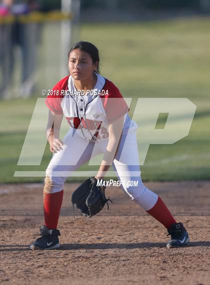 Thumbnail 3 in Washington Union vs. Chowchilla photogallery.