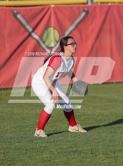 Thumbnail 2 in Washington Union vs. Chowchilla photogallery.