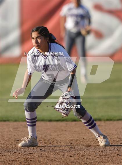 Thumbnail 3 in Washington Union vs. Chowchilla photogallery.
