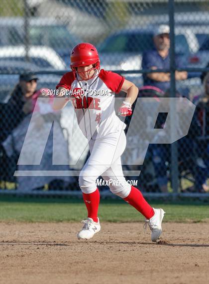 Thumbnail 2 in Washington Union vs. Chowchilla photogallery.