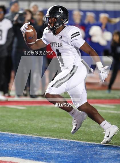 Thumbnail 3 in Westlake vs Cibolo Steele (UIL 6A Area Playoff) photogallery.