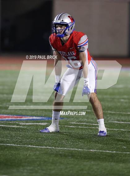 Thumbnail 1 in Westlake vs Cibolo Steele (UIL 6A Area Playoff) photogallery.