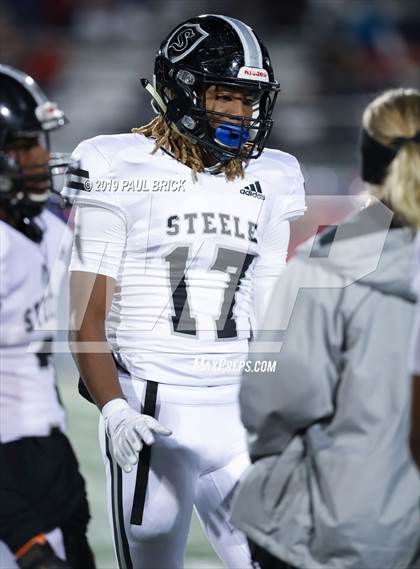 Thumbnail 2 in Westlake vs Cibolo Steele (UIL 6A Area Playoff) photogallery.
