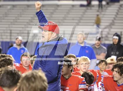 Thumbnail 2 in Westlake vs Cibolo Steele (UIL 6A Area Playoff) photogallery.