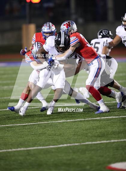 Thumbnail 2 in Westlake vs Cibolo Steele (UIL 6A Area Playoff) photogallery.