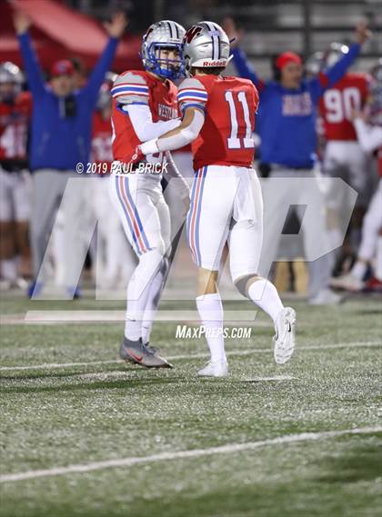 Thumbnail 1 in Westlake vs Cibolo Steele (UIL 6A Area Playoff) photogallery.