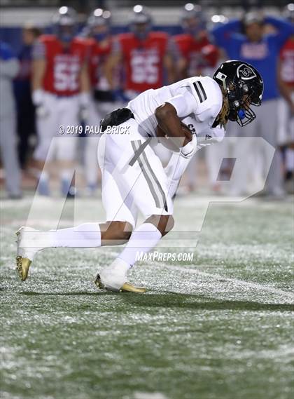 Thumbnail 2 in Westlake vs Cibolo Steele (UIL 6A Area Playoff) photogallery.