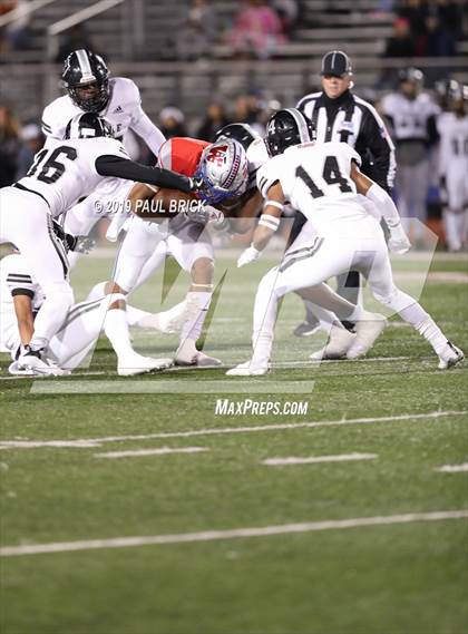 Thumbnail 1 in Westlake vs Cibolo Steele (UIL 6A Area Playoff) photogallery.