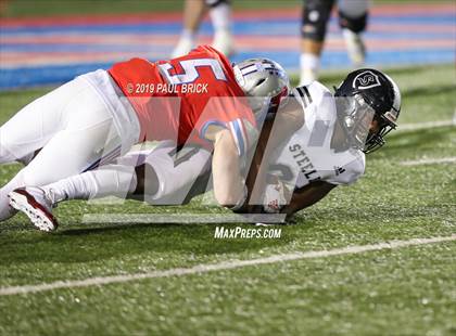 Thumbnail 3 in Westlake vs Cibolo Steele (UIL 6A Area Playoff) photogallery.