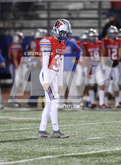 Thumbnail 1 in Westlake vs Cibolo Steele (UIL 6A Area Playoff) photogallery.